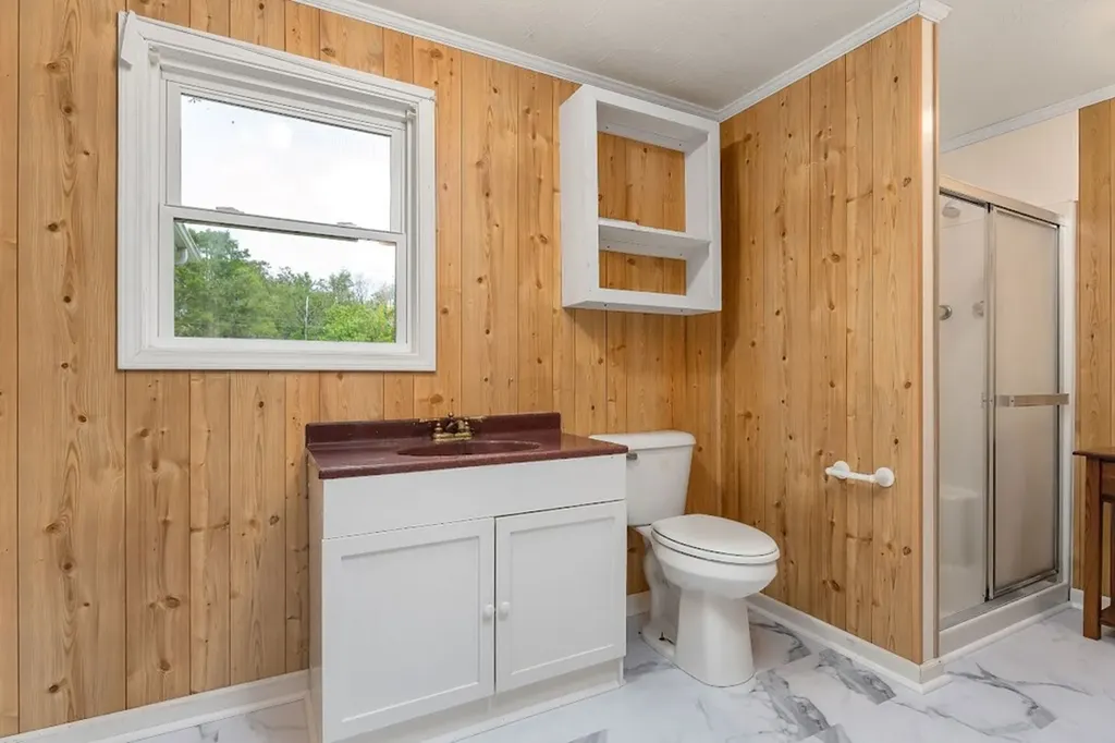 404 Oakley Street Livingston TN 38570