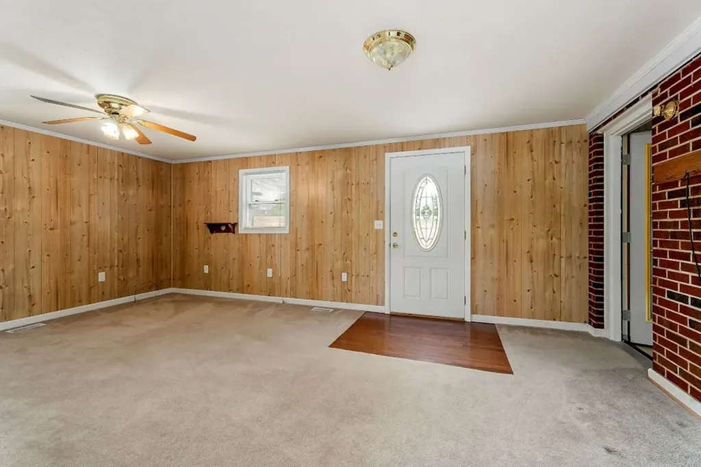 404 Oakley Street Livingston TN 38570