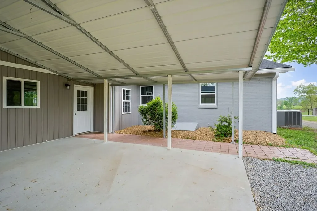 170 Debs Road Sparta TN 38583