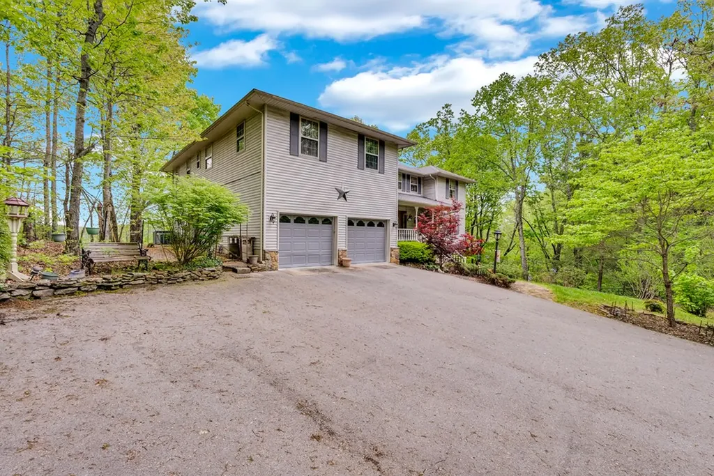 1164 Davidson Drive Monterey TN 38574