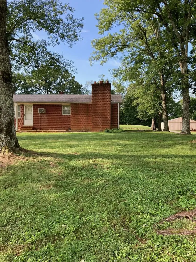 6115 Carrs Chapel Road Silver Point TN 38582