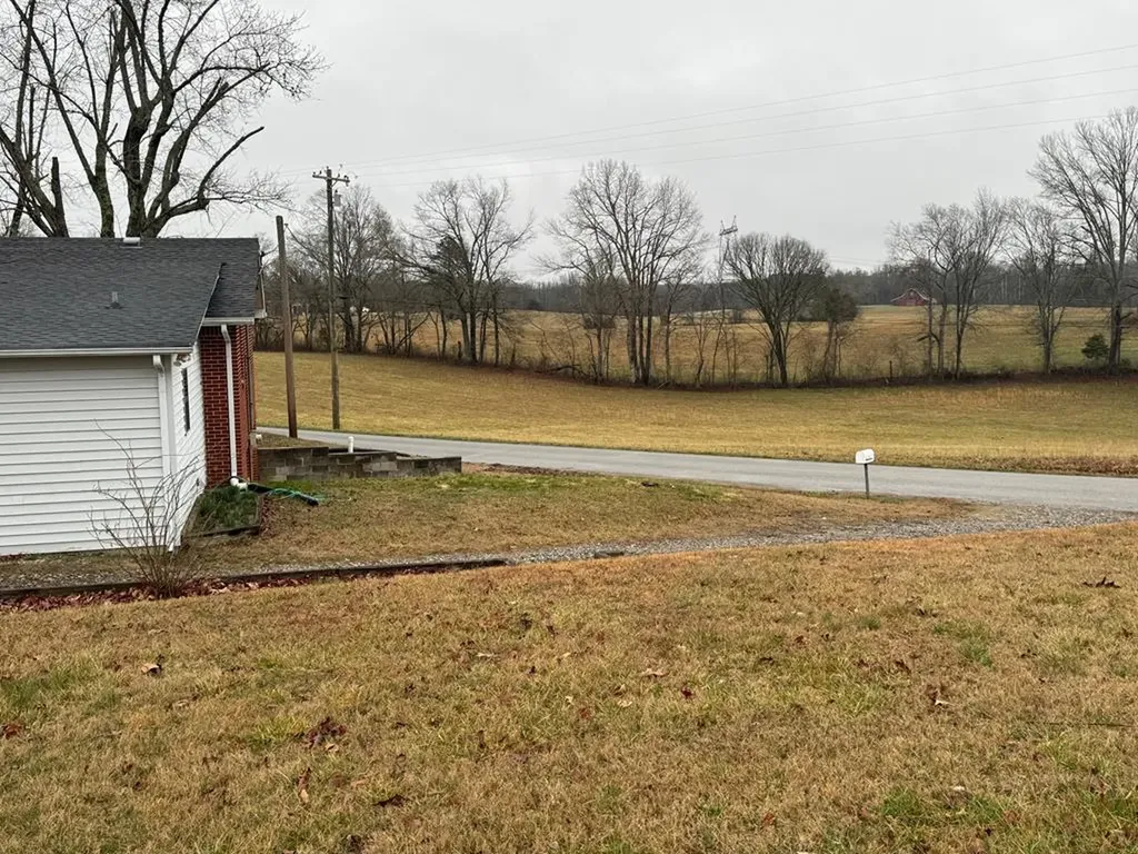 6115 Carrs Chapel Road Silver Point TN 38582