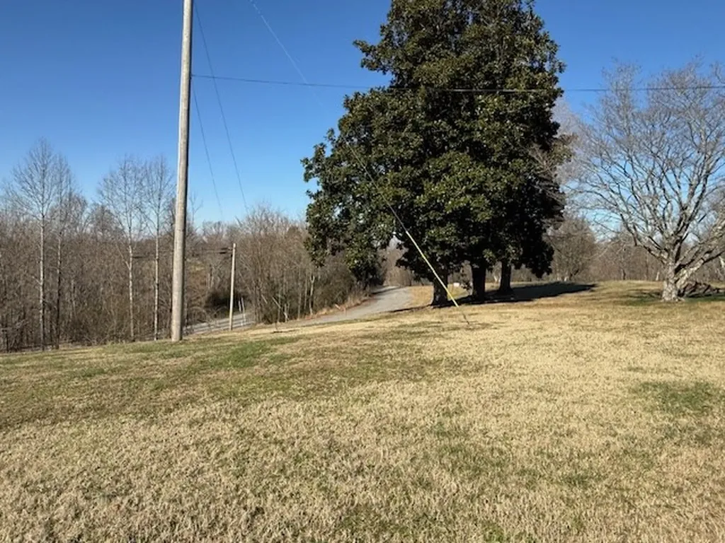 00 Smithville Highway 5.01 Acs Silver Point TN 38582