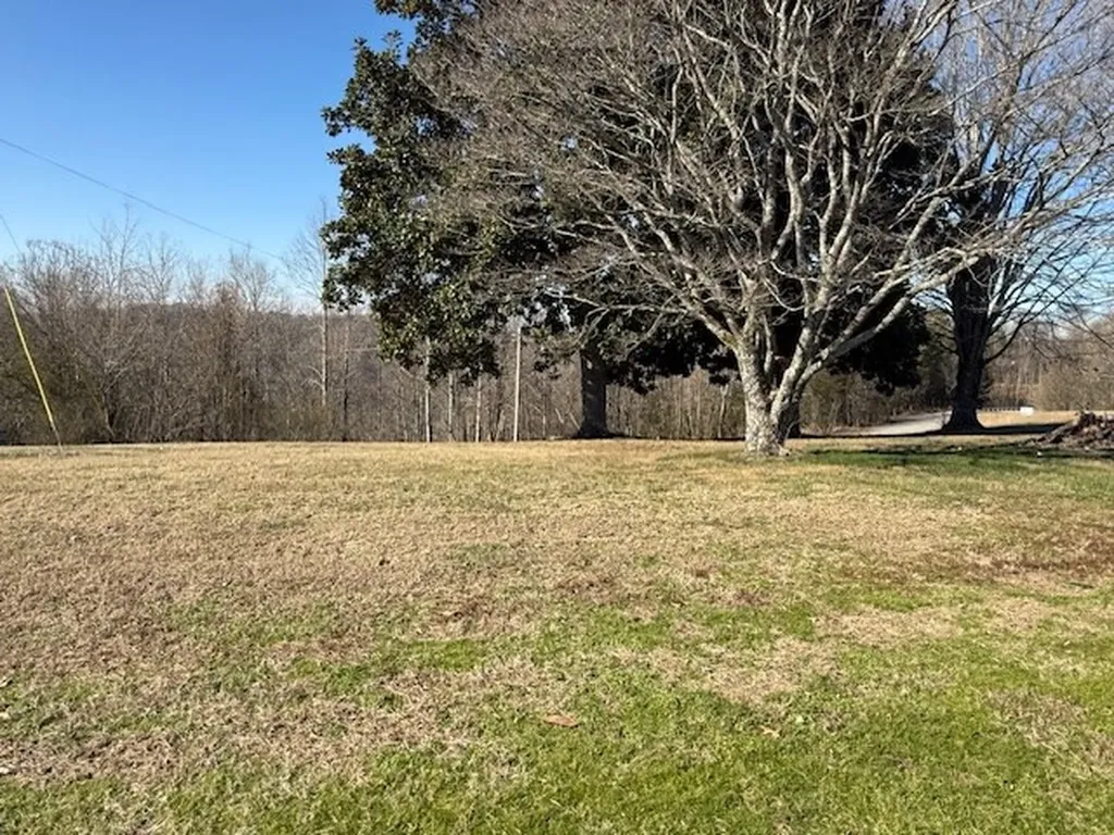 00 Smithville Highway 5.01 Acs Silver Point TN 38582