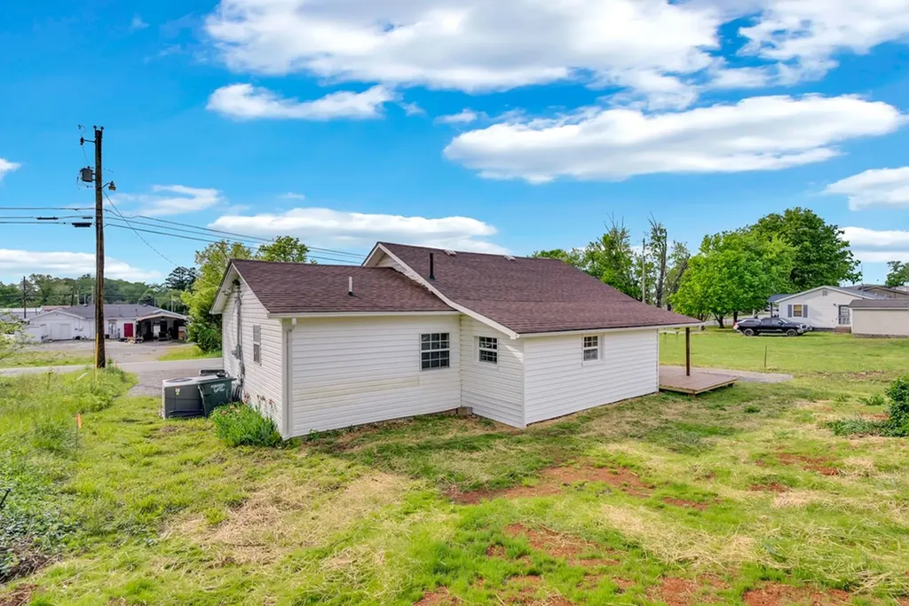 238 Riverview Drive Sparta TN 38583