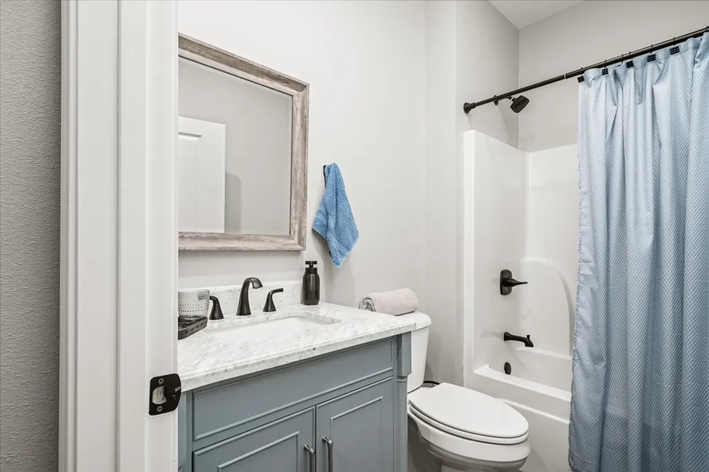 1721 Huckleberry Monterey TN 38574