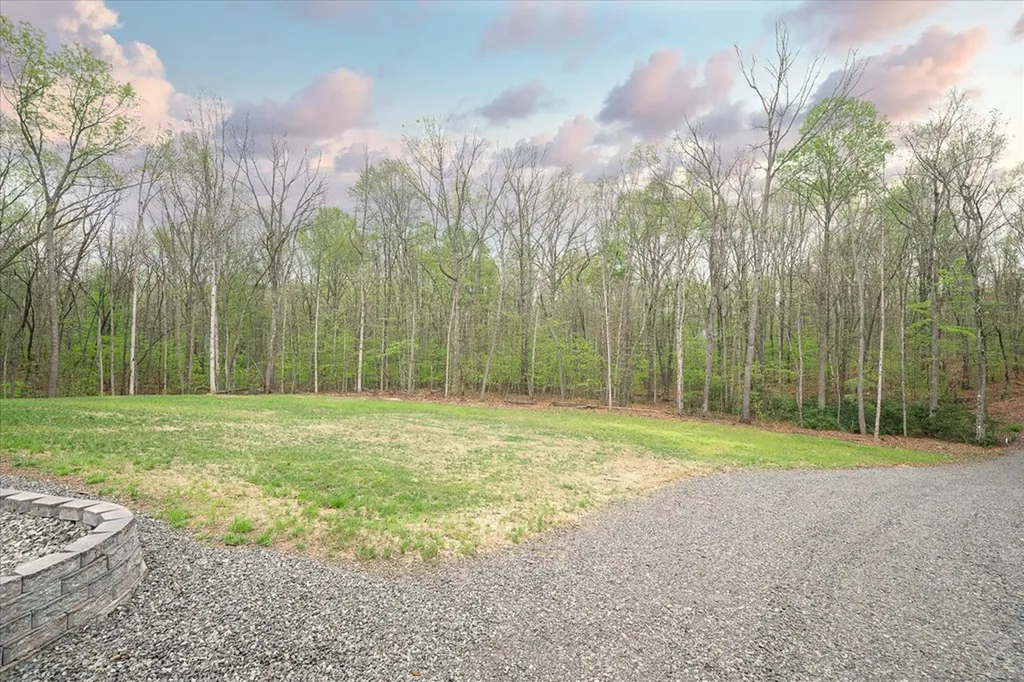 1721 Huckleberry Monterey TN 38574