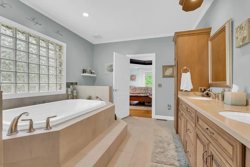 321 Clinchfield Drive Monterey TN 38574