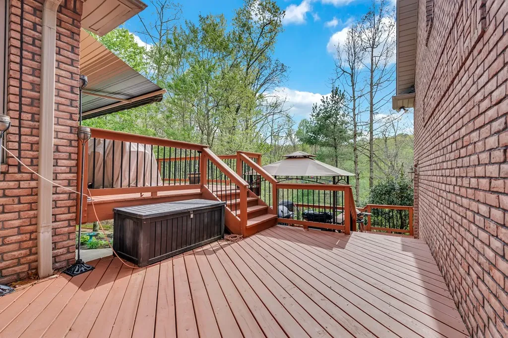 321 Clinchfield Drive Monterey TN 38574