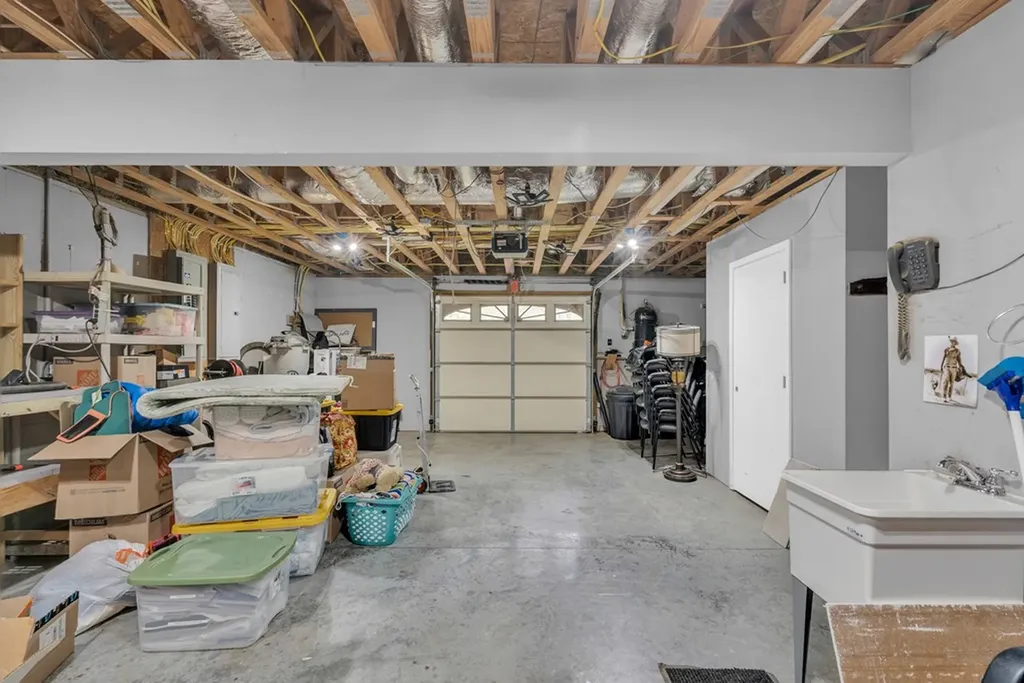 321 Clinchfield Drive Monterey TN 38574