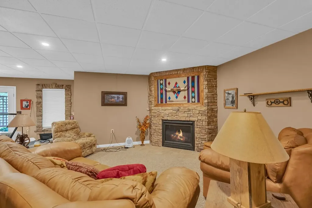 321 Clinchfield Drive Monterey TN 38574