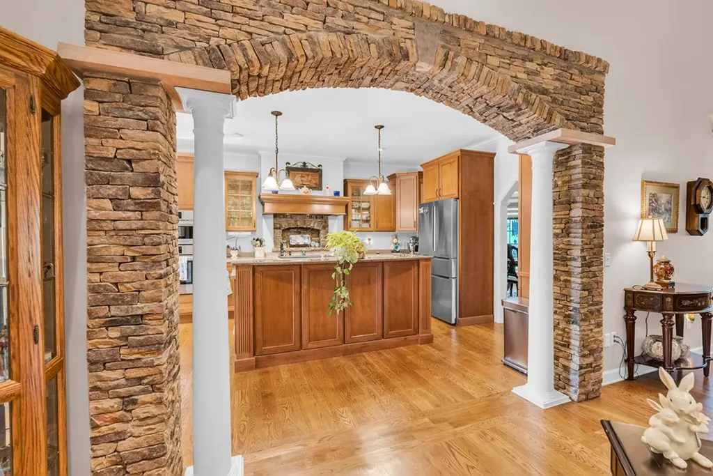 321 Clinchfield Drive Monterey TN 38574