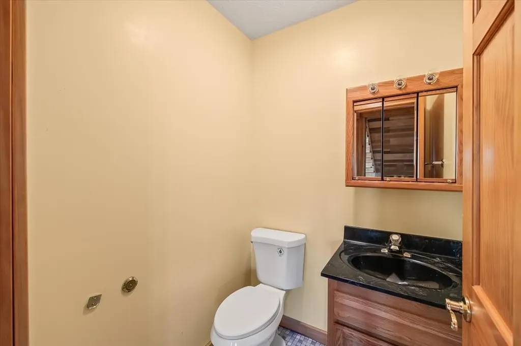 117 Falcon Drive Byrdstown TN 38549