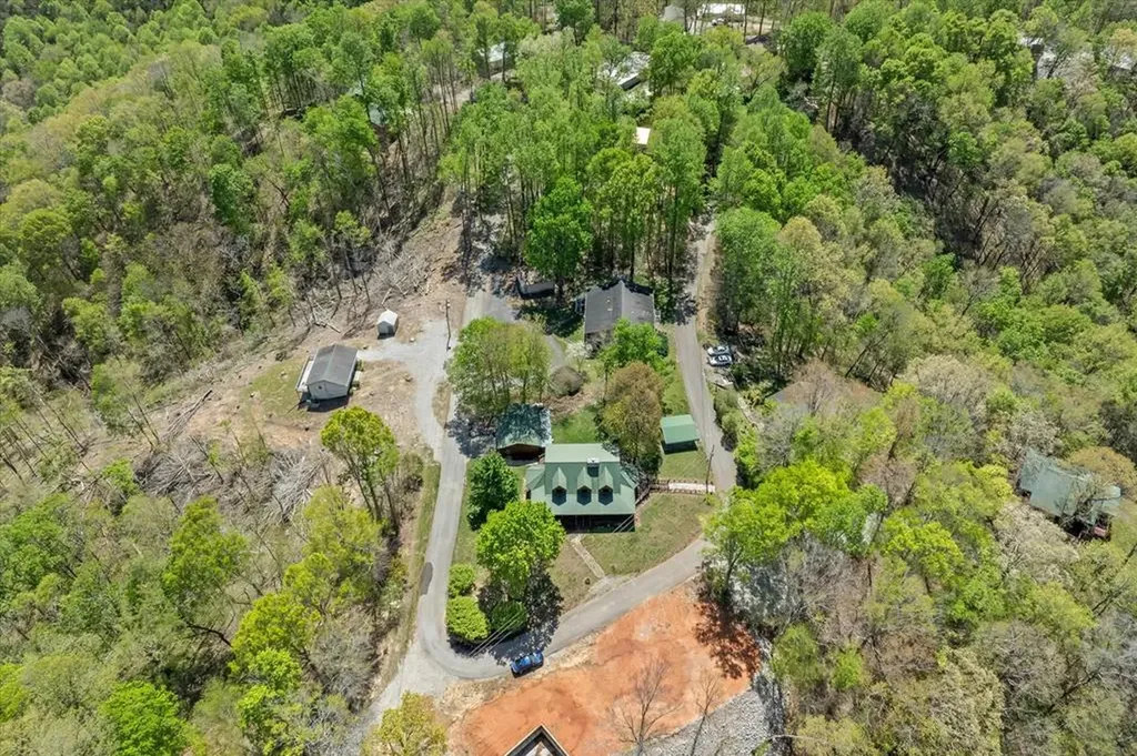 117 Falcon Drive Byrdstown TN 38549