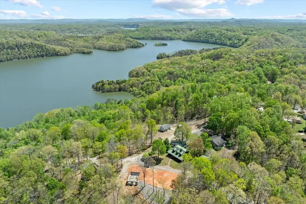 117 Falcon Drive Byrdstown TN 38549