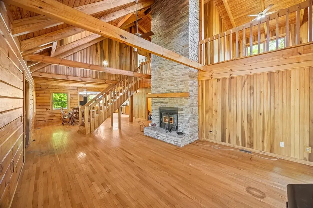 117 Falcon Drive Byrdstown TN 38549