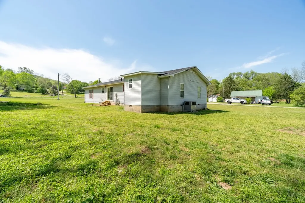 239 Mays Street Doyle TN 38559