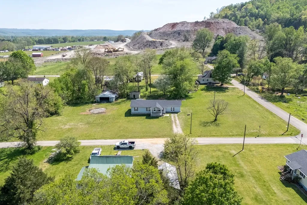 239 Mays Street Doyle TN 38559