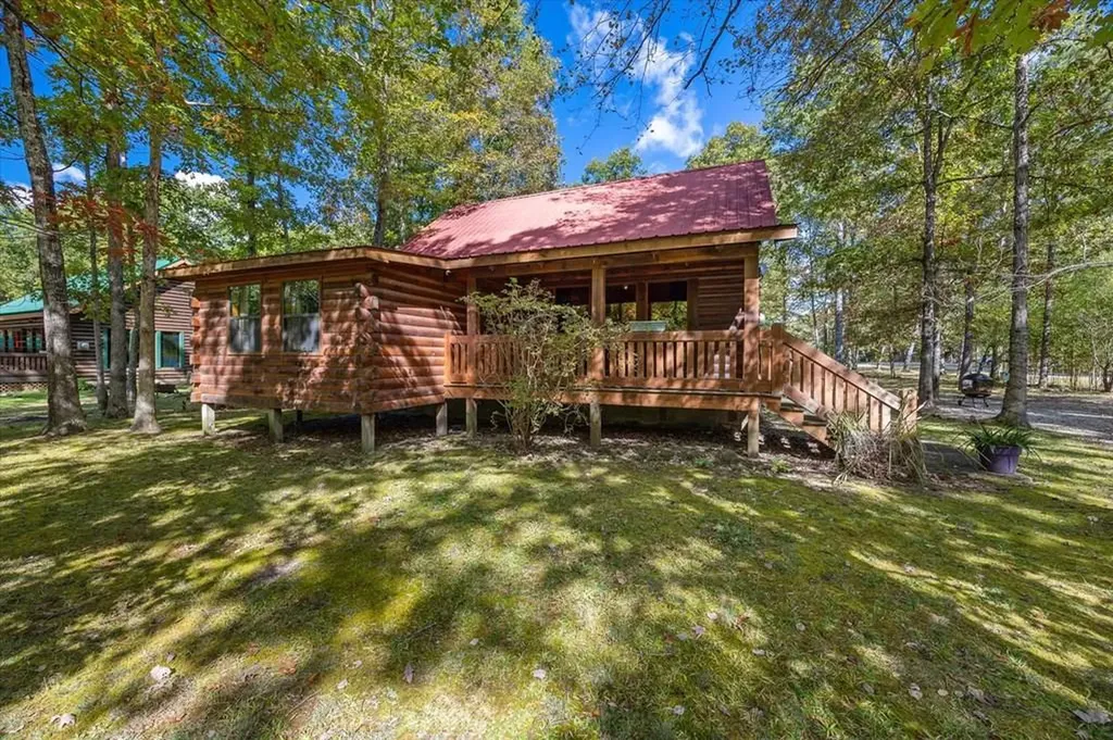 103 Hundred Oaks Loop Jamestown TN 38556