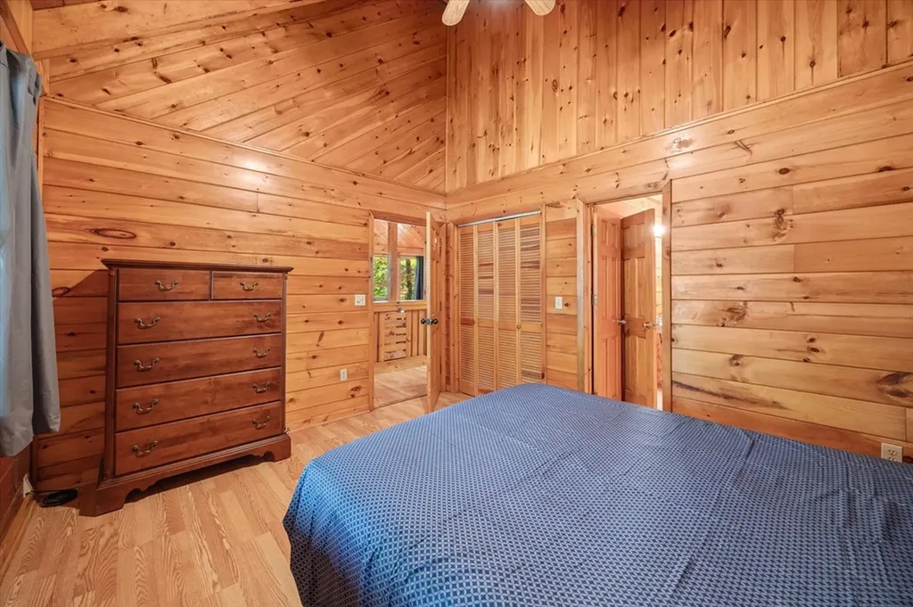 103 Hundred Oaks Loop Jamestown TN 38556