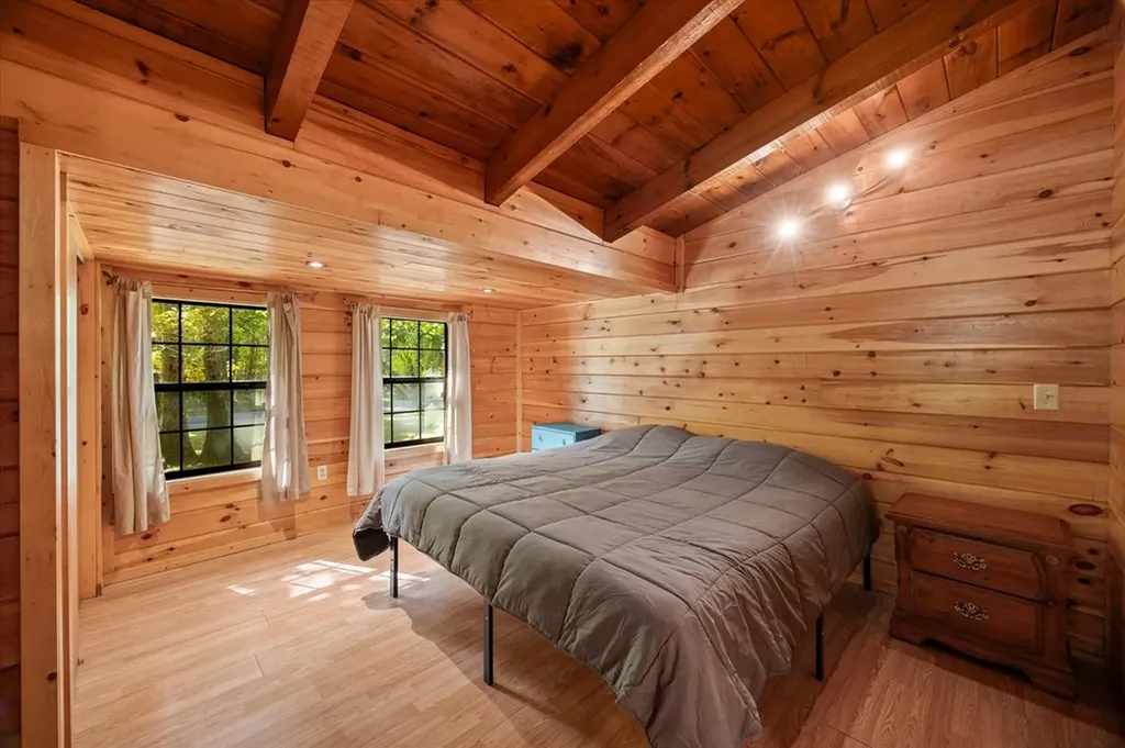 103 Hundred Oaks Loop Jamestown TN 38556