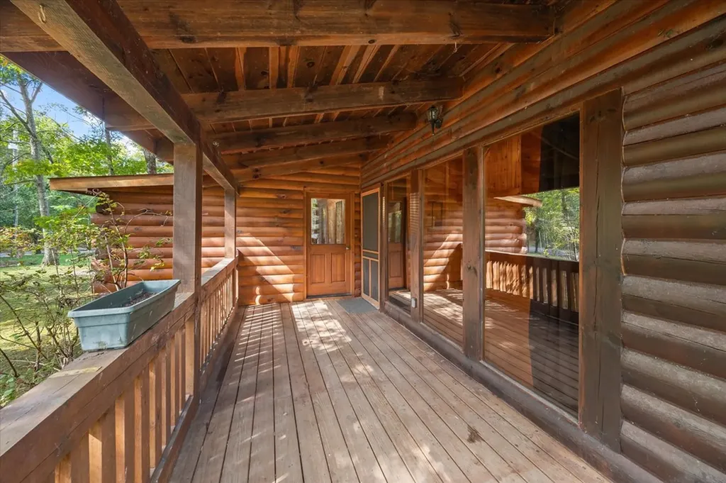 103 Hundred Oaks Loop Jamestown TN 38556