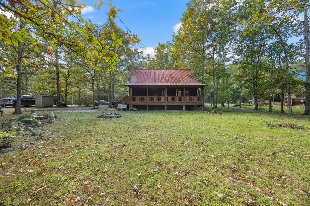 103 Hundred Oaks Loop Jamestown TN 38556
