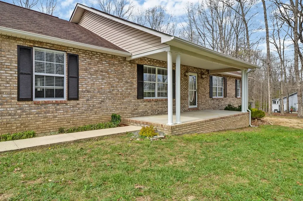 1150 Lincolnshire Drive Crossville TN 38555