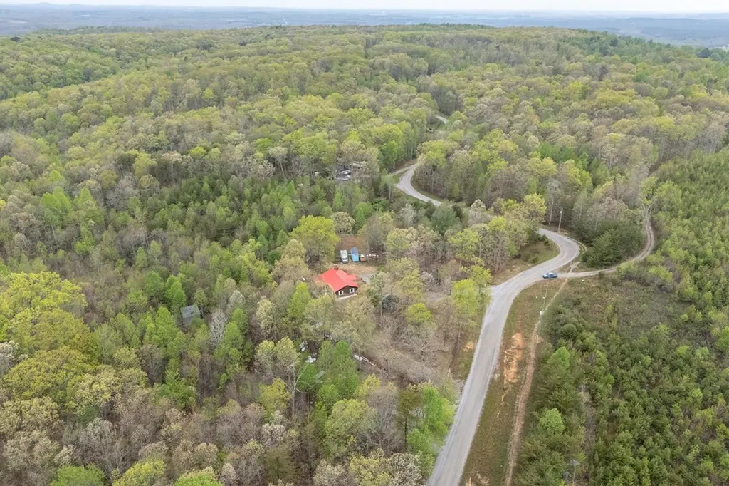 2338 Mountain Creek Road Crossville TN 38572