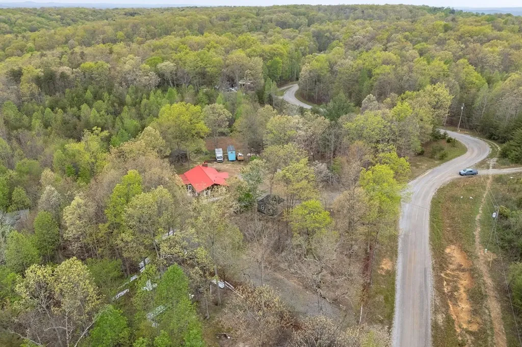 2338 Mountain Creek Road Crossville TN 38572