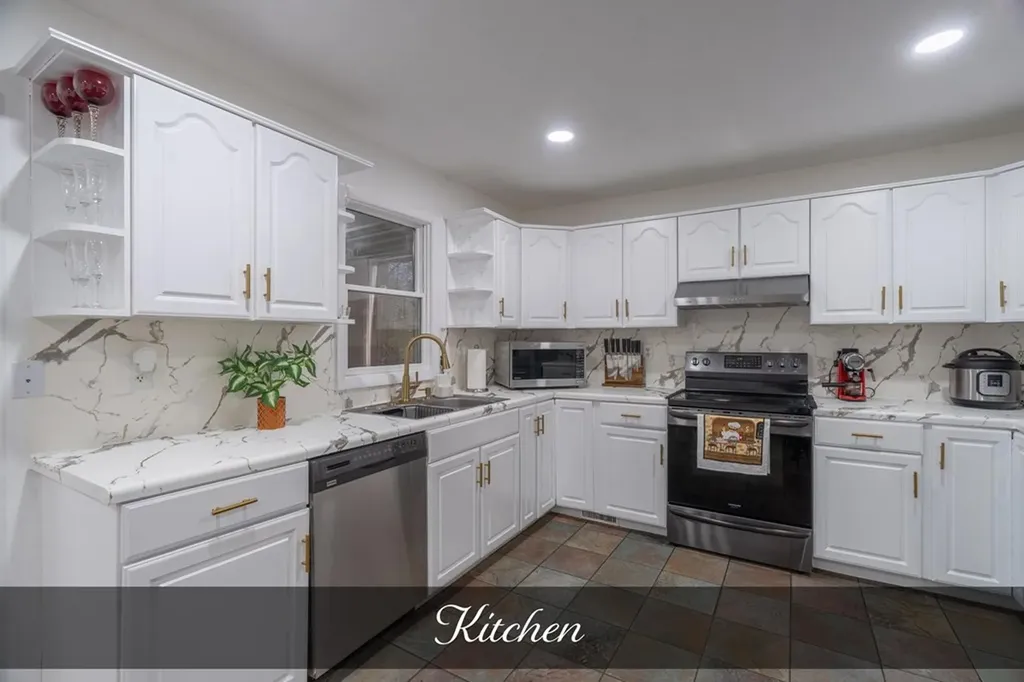 2338 Mountain Creek Road Crossville TN 38572