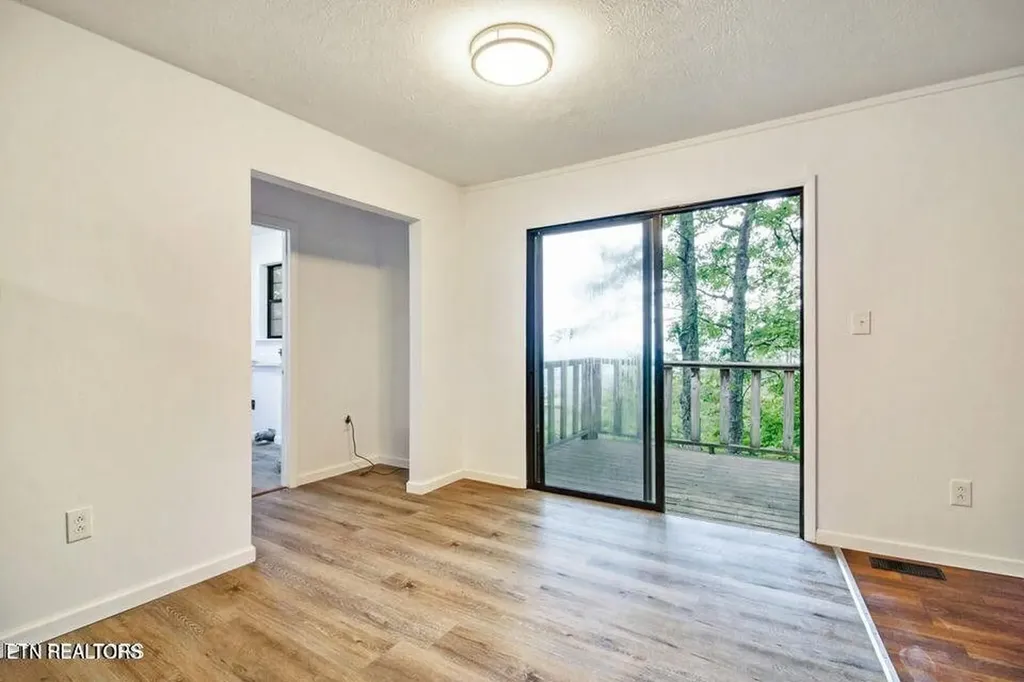 560 Yellow Cliff Estate Road Jamestown TN 38556