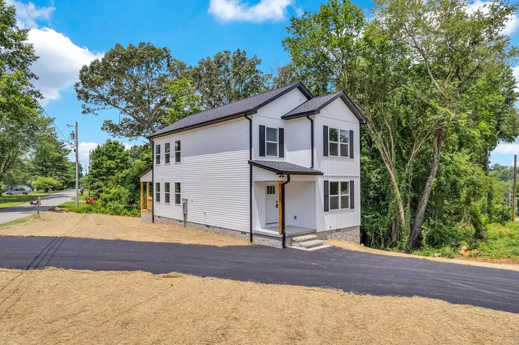 804 Clay Avenue Cookeville TN 38501