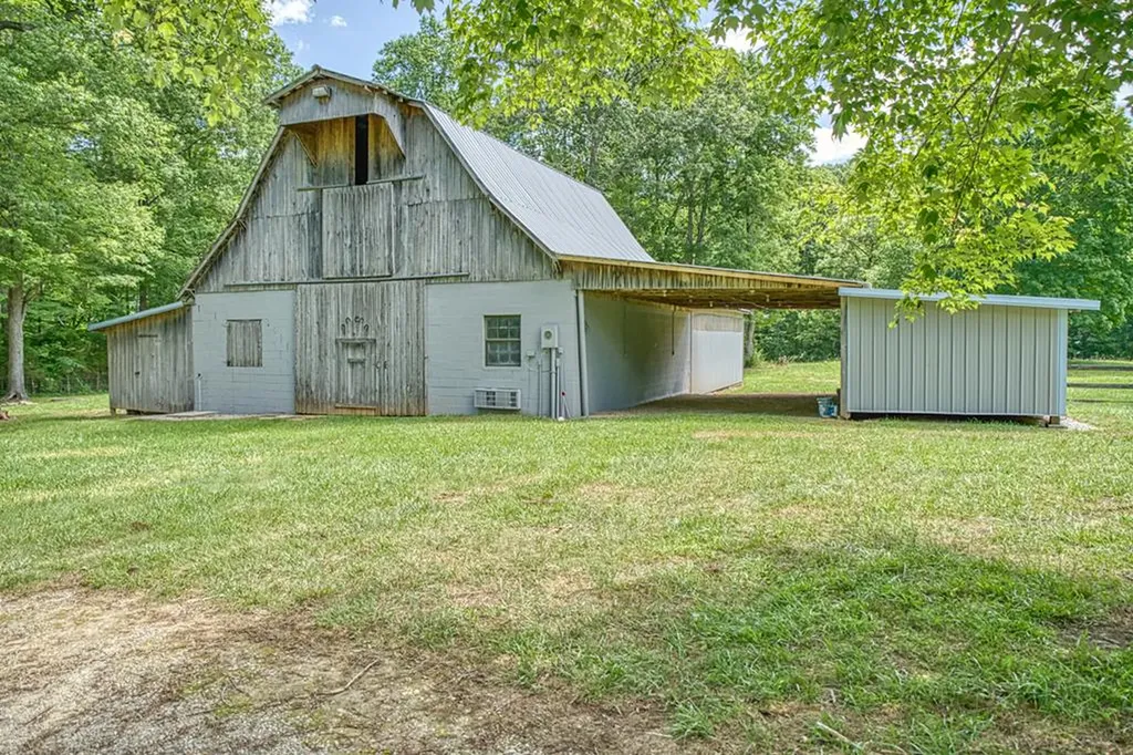 447 W Bangham Road Cookeville TN 38501