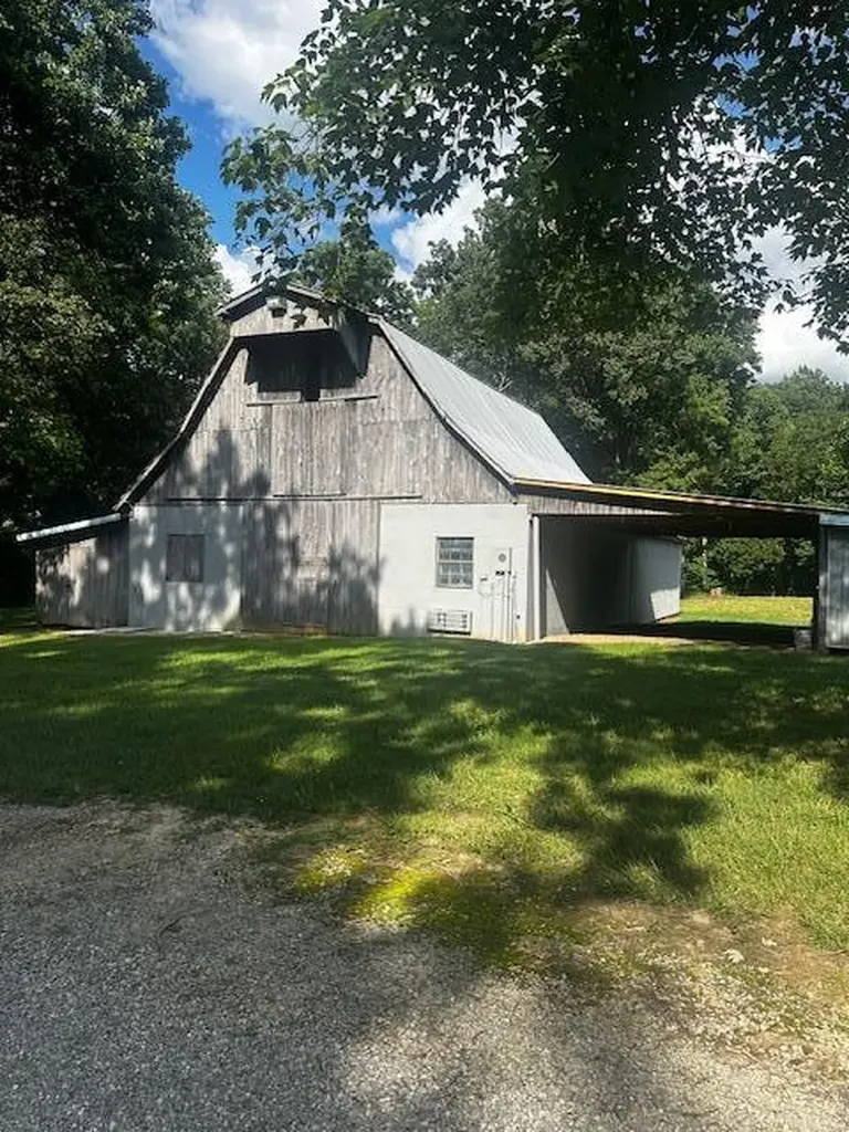 447 W Bangham Road Cookeville TN 38501