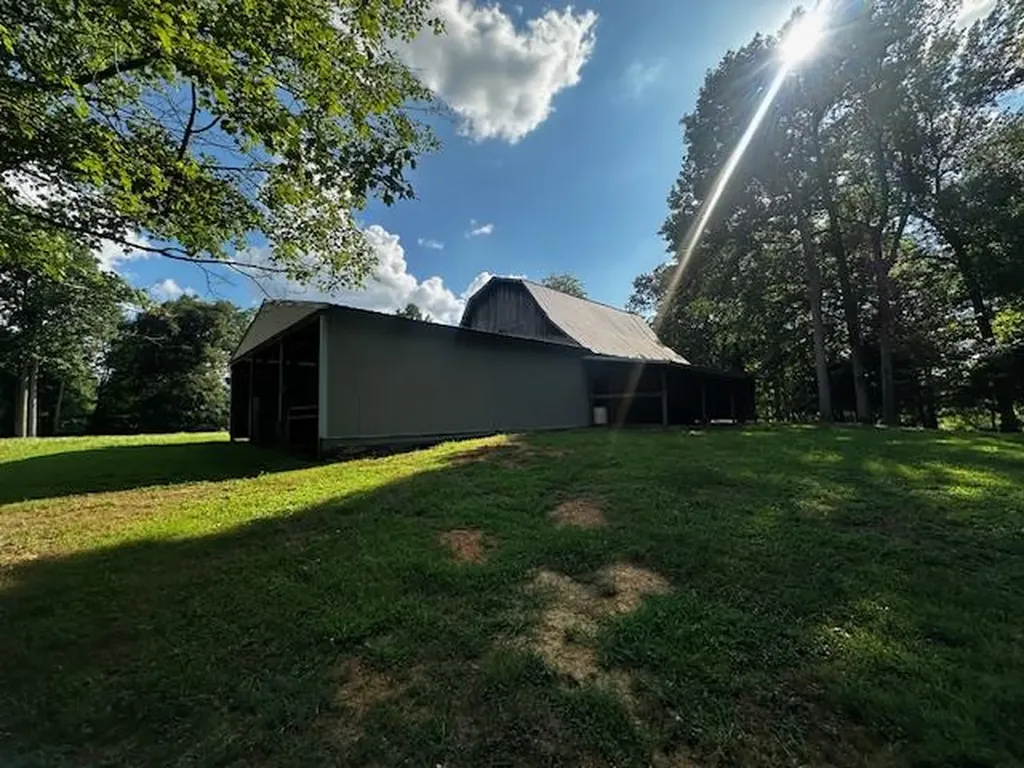 447 W Bangham Road Cookeville TN 38501