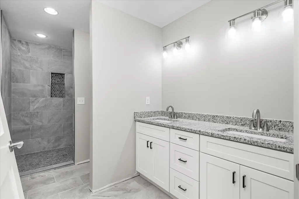 112 Dover Lane Crossville TN 38558