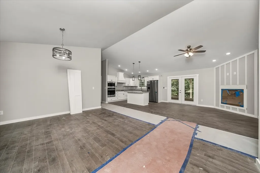 112 Dover Lane Crossville TN 38558