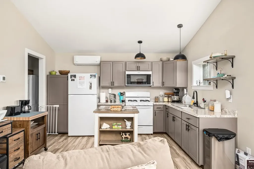 3269 Moodyville Road Byrdstown TN 38549