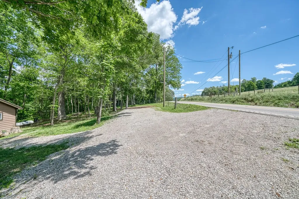 3269 Moodyville Road Byrdstown TN 38549