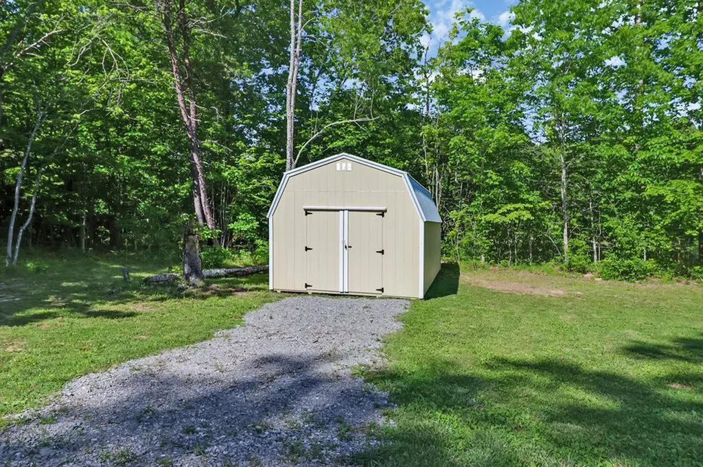 120 Junior Copeland Road Jamestown TN 38556