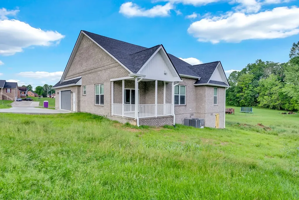 4320 Big Orange Drive Cookeville TN 38501