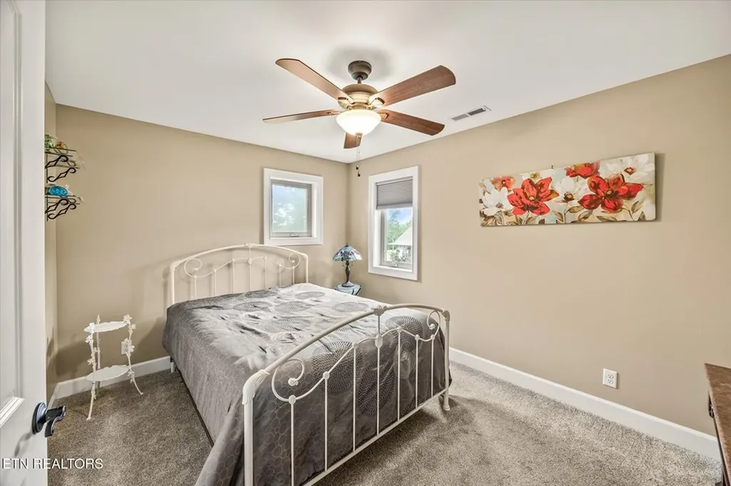 363 Bluff View Loop Crossville TN 38571