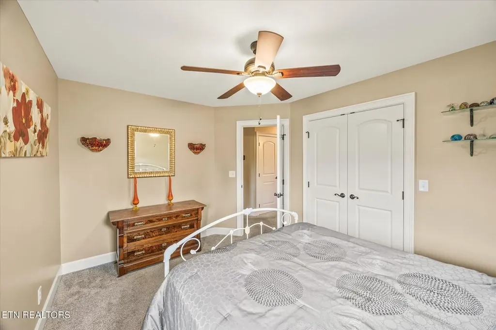 363 Bluff View Loop Crossville TN 38571