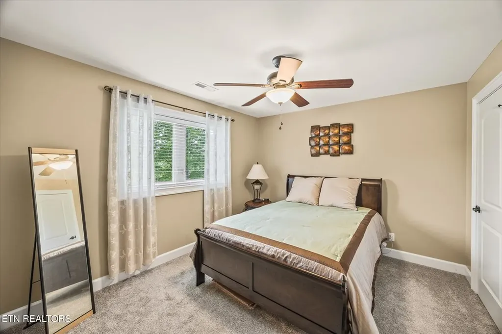 363 Bluff View Loop Crossville TN 38571