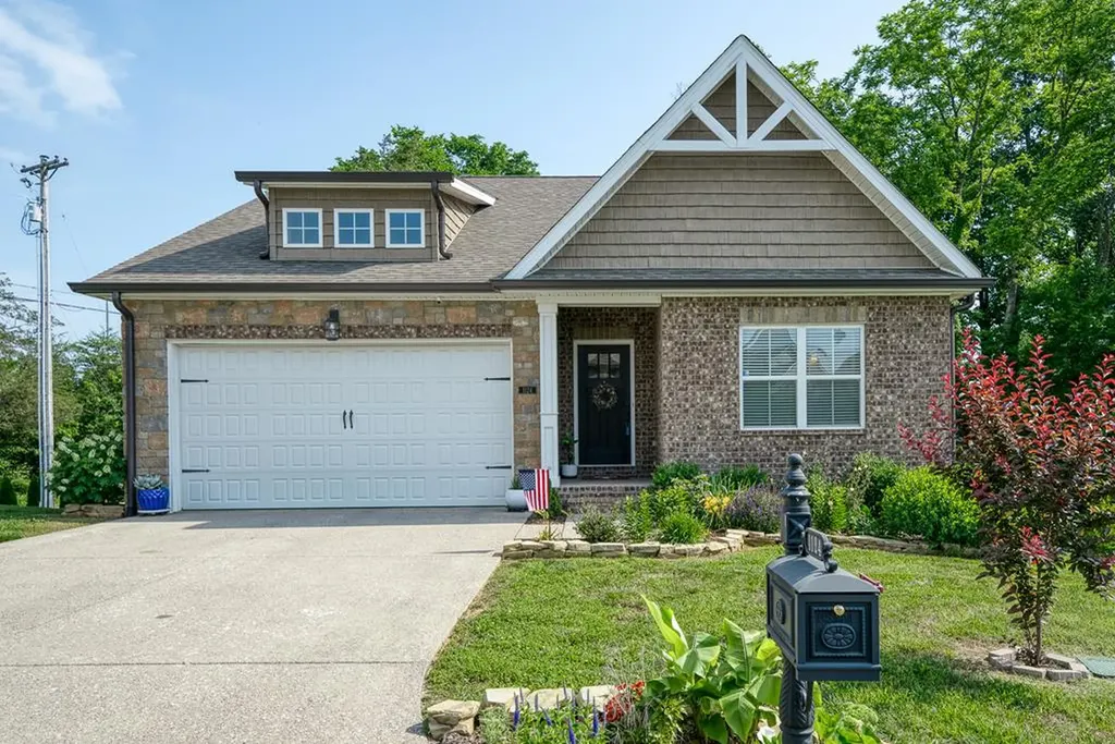 1124 Cross Pointe Drive Cookeville TN 38506