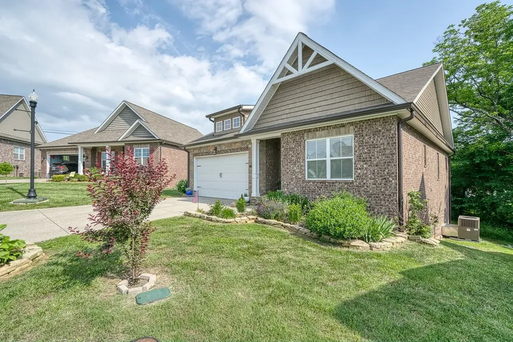 1124 Cross Pointe Drive Cookeville TN 38506