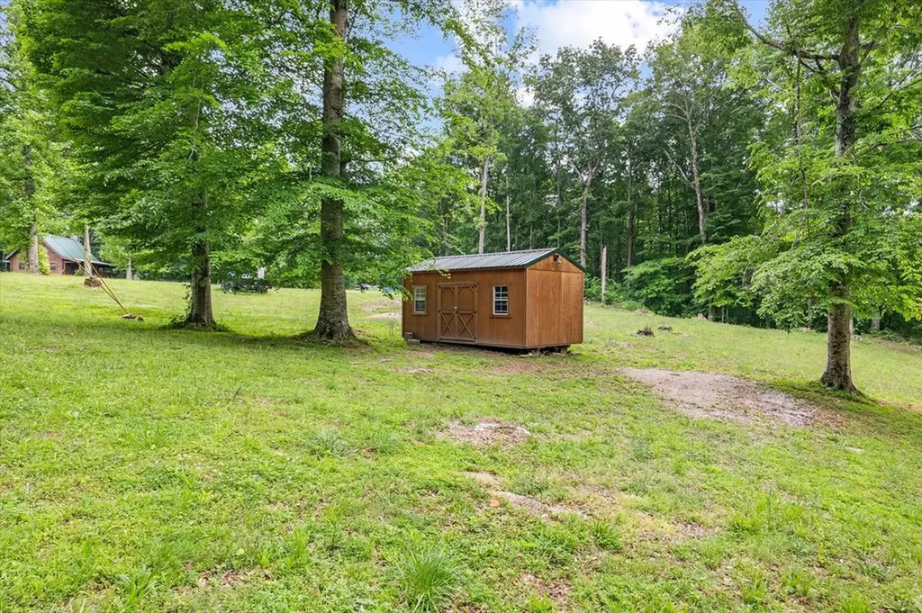 1103 Boles Beaty Road Alpine TN 38543