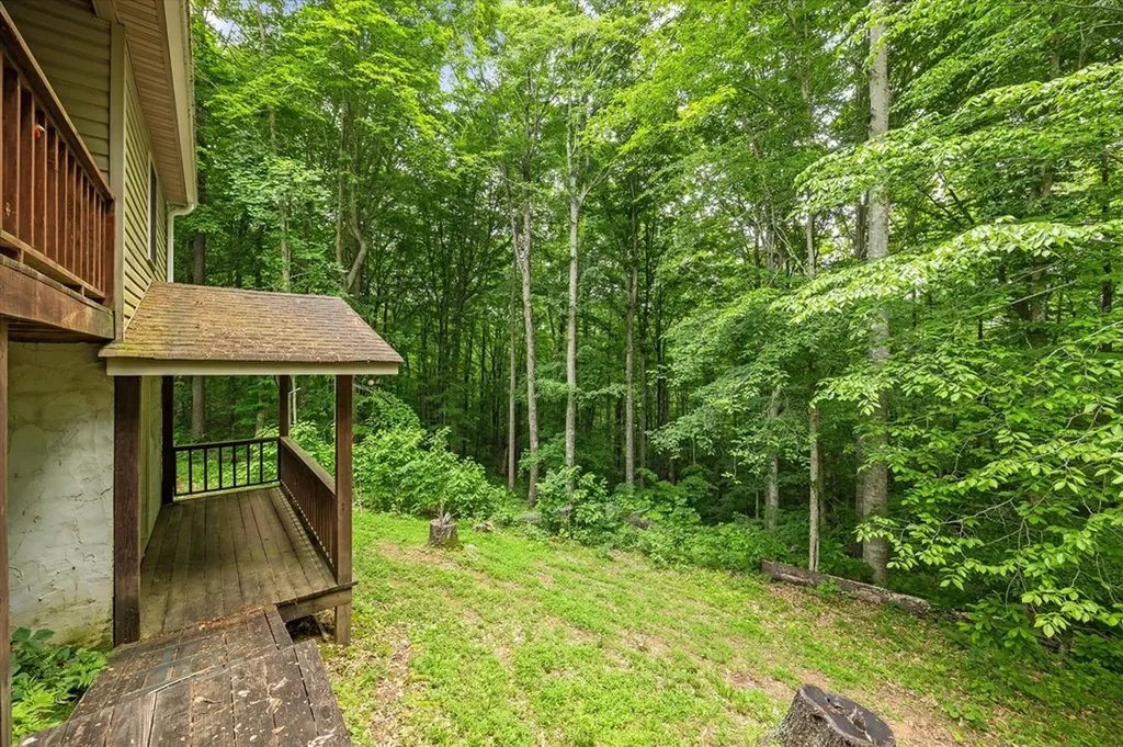 1103 Boles Beaty Road Alpine TN 38543