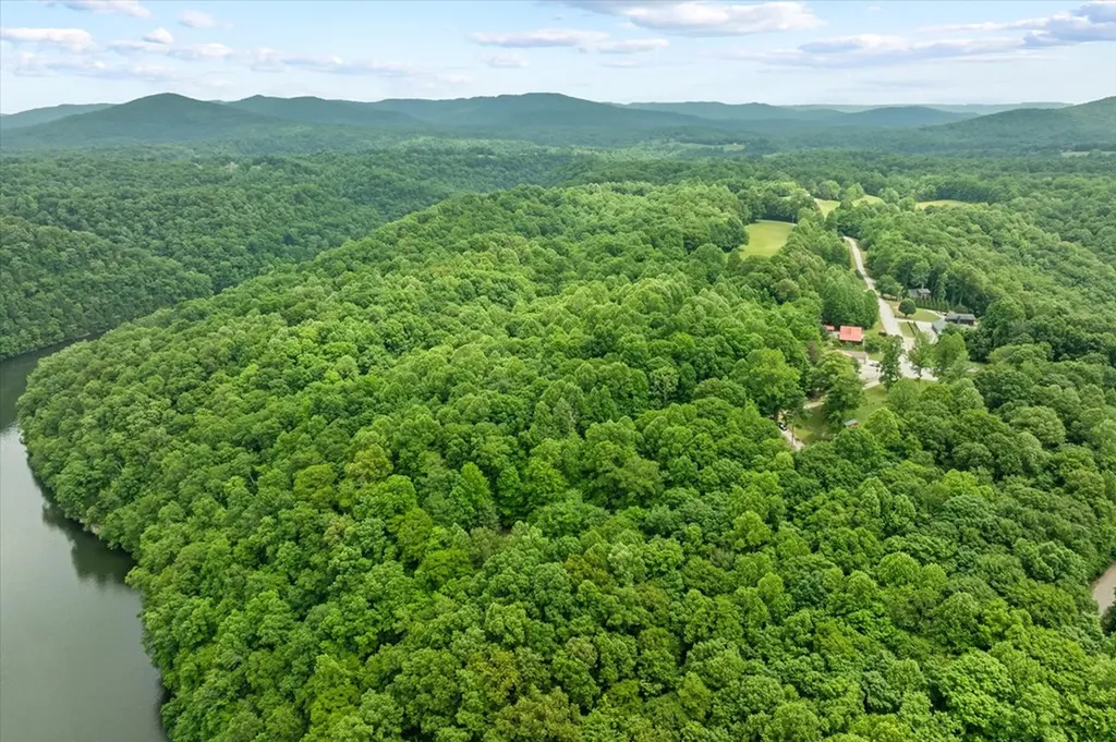 1103 Boles Beaty Road Alpine TN 38543